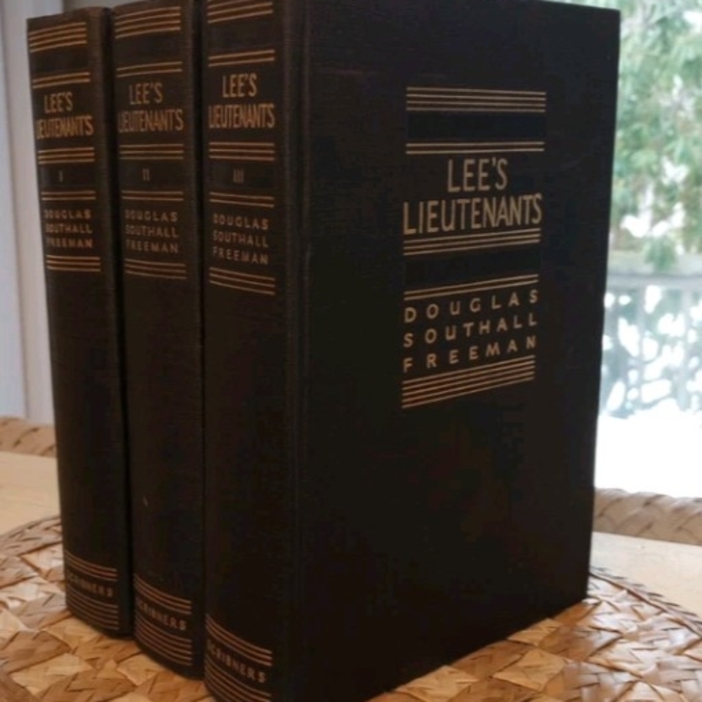 Lee's Lieutenants by Douglas Southall Freeman - Black Hardcover Set
